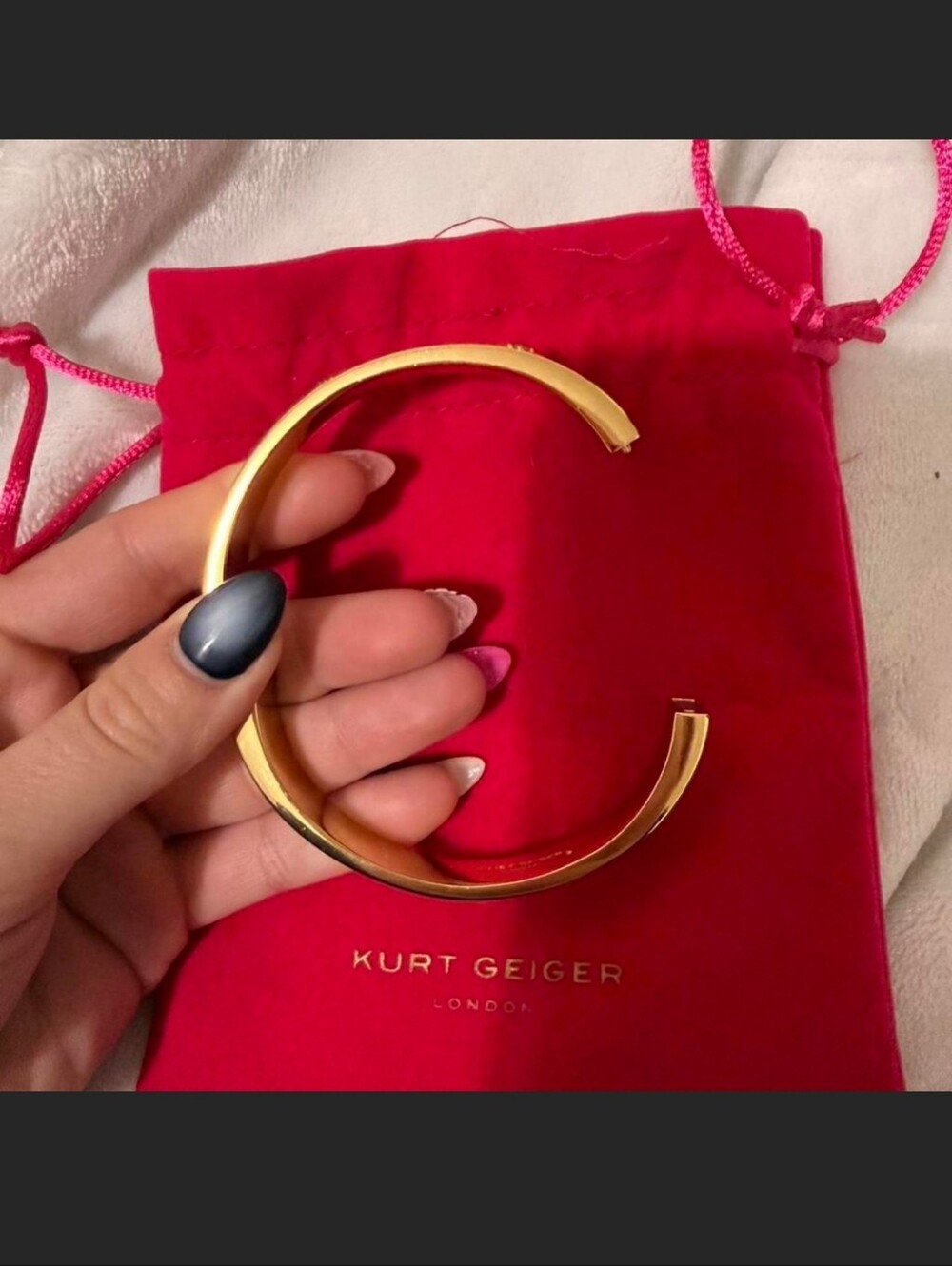 Kurt Geiger Crystal Accent Bangle Bracelet Nib - Picture 5 of 10